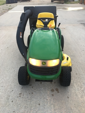 John deere discount la105 lawn mower