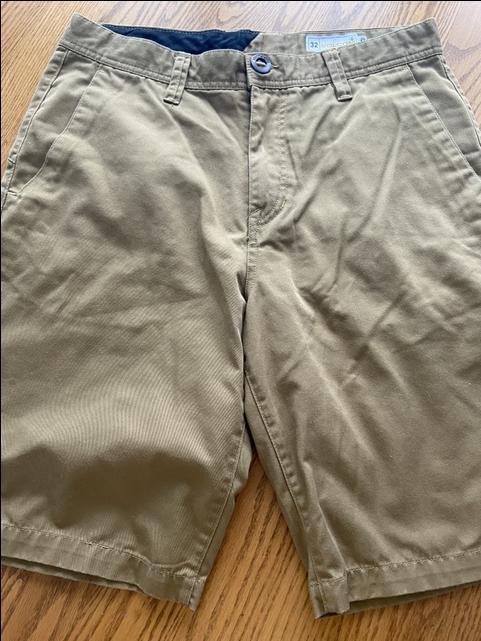 Mens shorts REDUCED - Nex-Tech Classifieds
