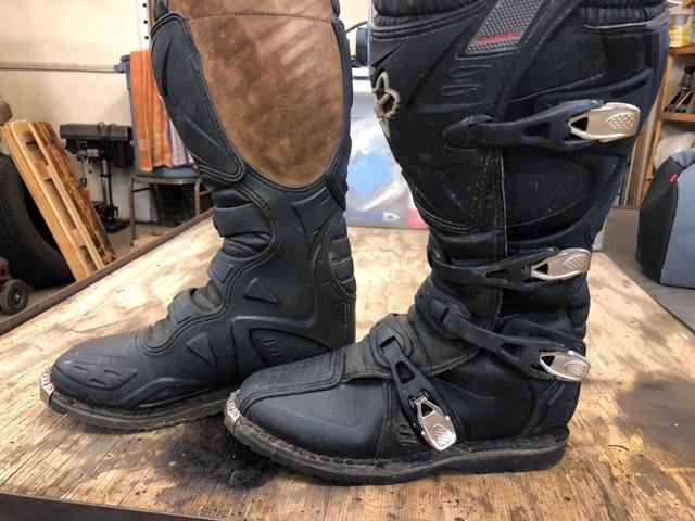 Fox Adult tracker boots size M9 - Nex 