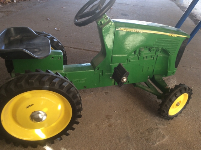 John deere cheap 8520 pedal tractor