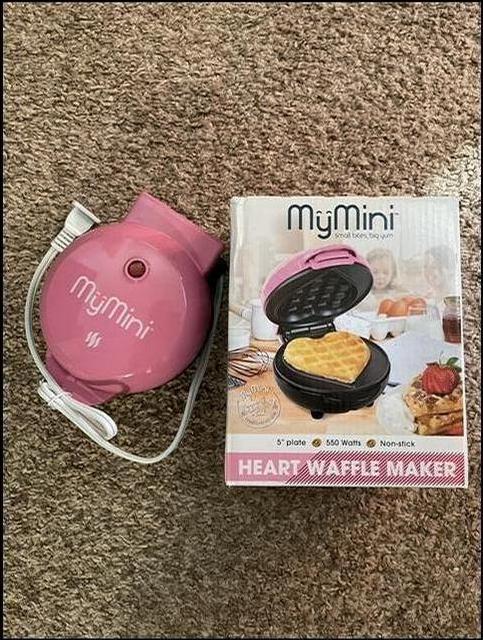 MyMini Heart Waffle Maker 