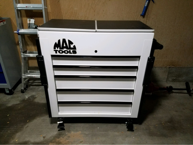 caster for mac tool box