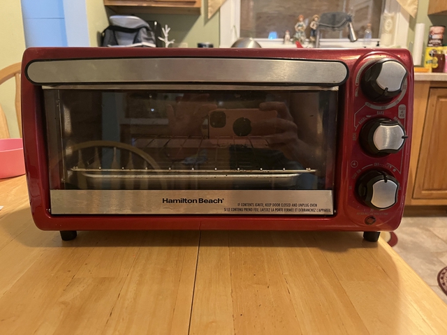 Hamilton Beach Toaster Oven, Red with Gray Accents, 31146 