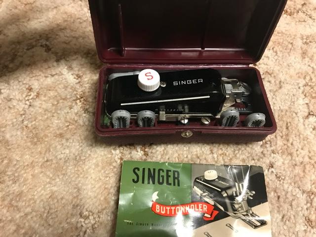 Vintage Singer Sewing Machine.