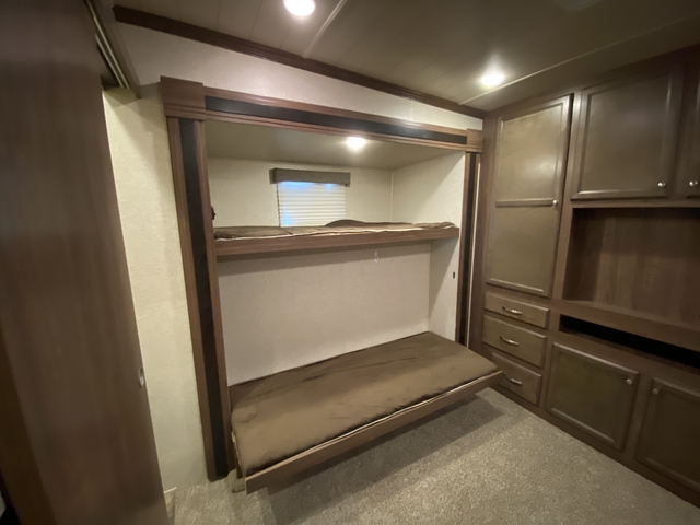 2017 Heartland Oakmont 375 QB Bunkhouse - Nex-Tech Classifieds