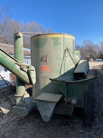 JD 700 Grinder/Mixer - Nex-Tech Classifieds