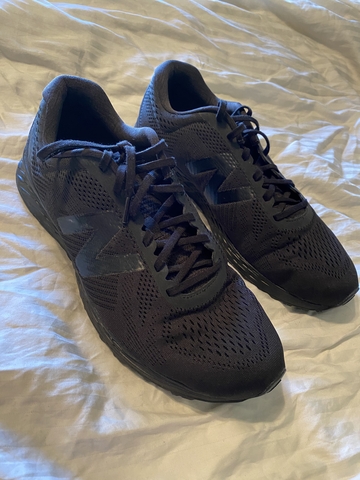 Size 12 Men’s Tennis Shoes - Nex-Tech Classifieds
