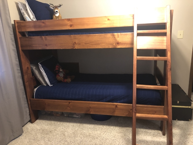 solid wood bunk beds that separate