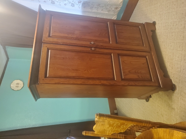 Solid Oak Computer Cabinet Nex Tech Classifieds