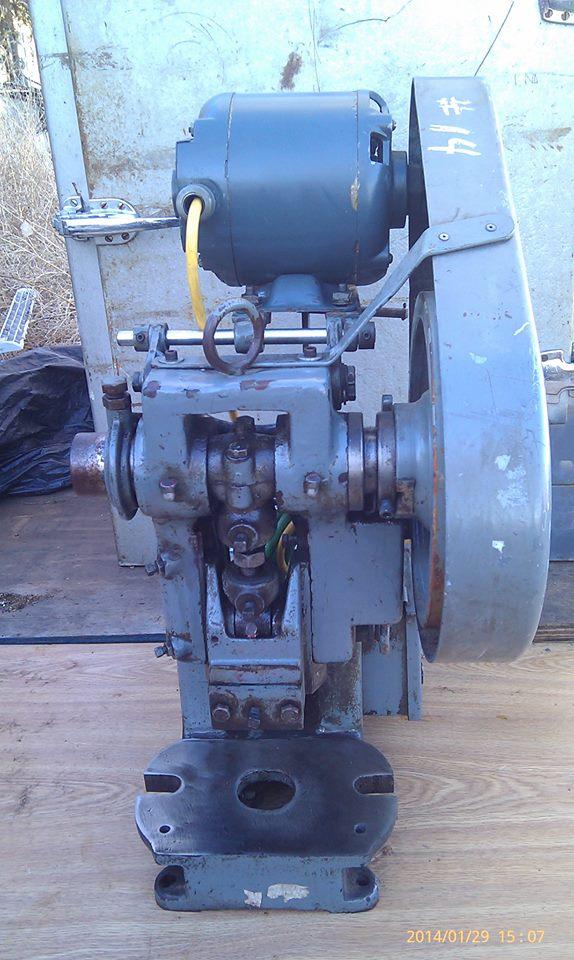 Danfoss VLT Type 2040 Model 195H3307 4.8hp Variable Speed Drive Used T/O 