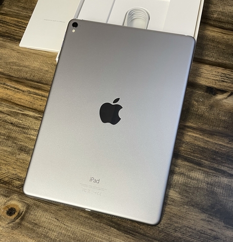 Apple iPad Pro 9.7