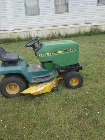 John deere best sale 175 lawn tractor