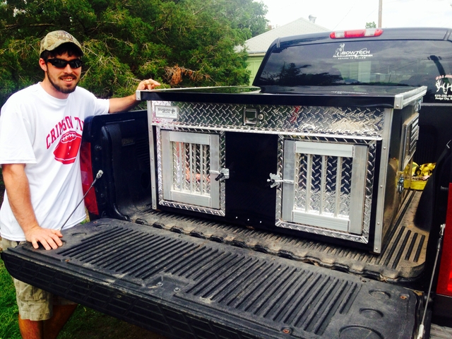 Deer creek dog boxes hotsell