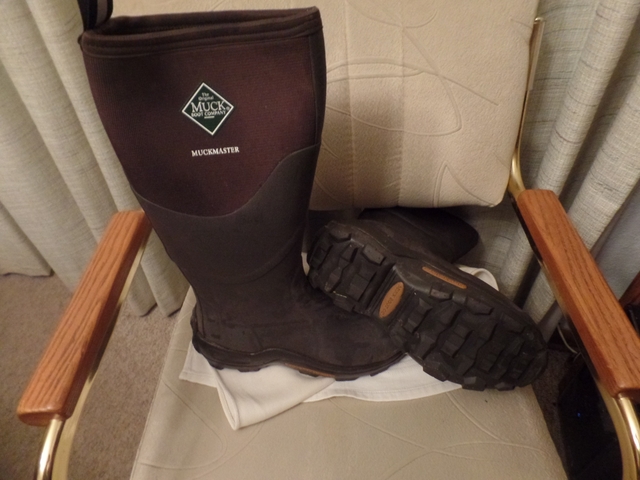 Rural king hotsell muck boots