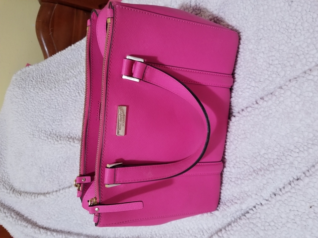 Fuchsia Kate Spade purse - Nex-Tech Classifieds