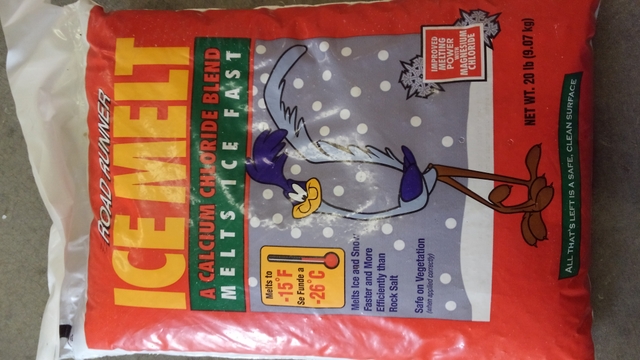 Road Runner 20lb Ice Melt