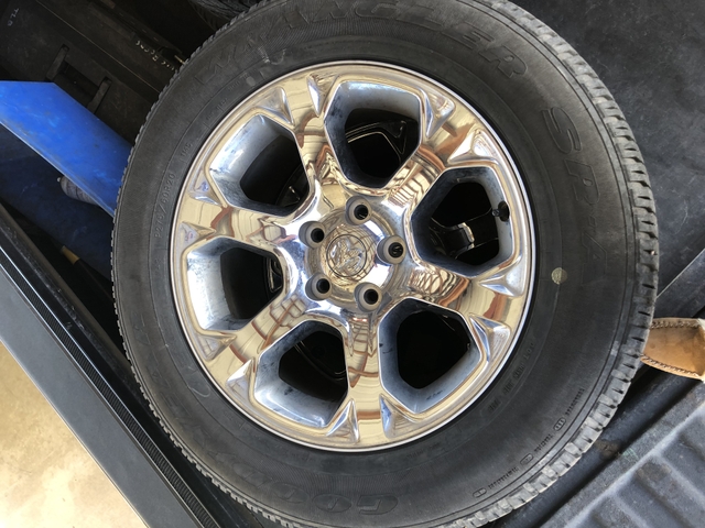 Dodge Ram Tires
 - Wavdnjst2jdjtm