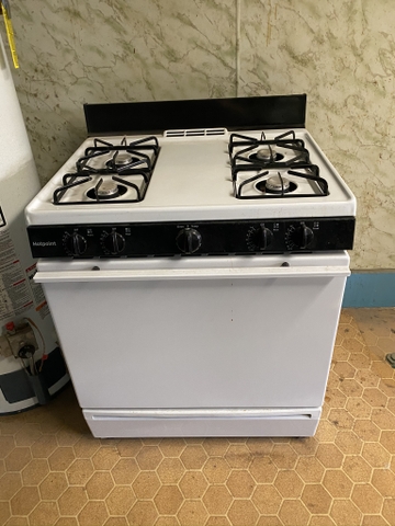 Hot Point Gas Stove White - Nex-Tech Classifieds