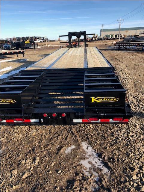 Kaufman Trailers Gooseneck Flatbed 25000 Gvwr 336 790 2752 Nex Tech Classifieds 0535