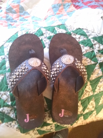 justin flip flops