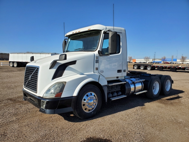 2013 Volvo VNL Daycab - Nex-Tech Classifieds