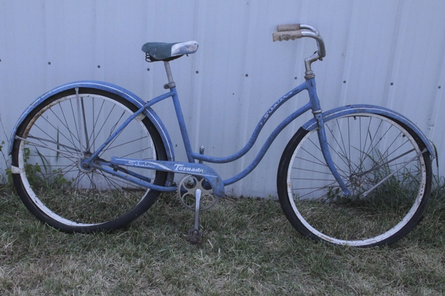 Schwinn tornado bicycle hot sale