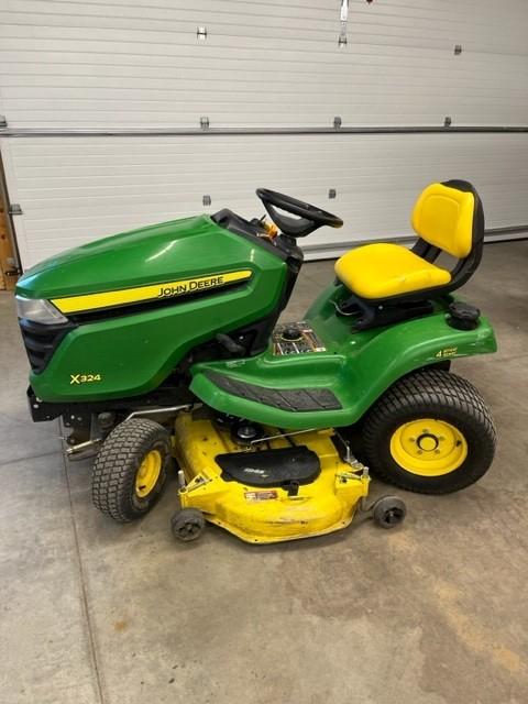 John deere smallest online riding mower