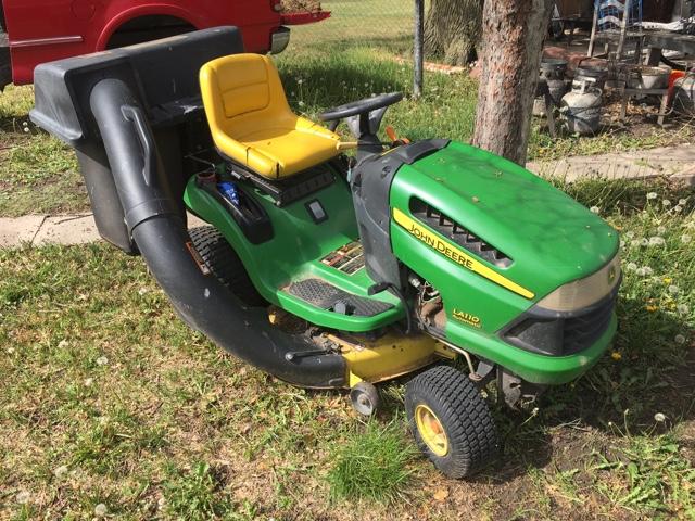 John Deere Riding Mower With Bagger Nex Tech Classifieds