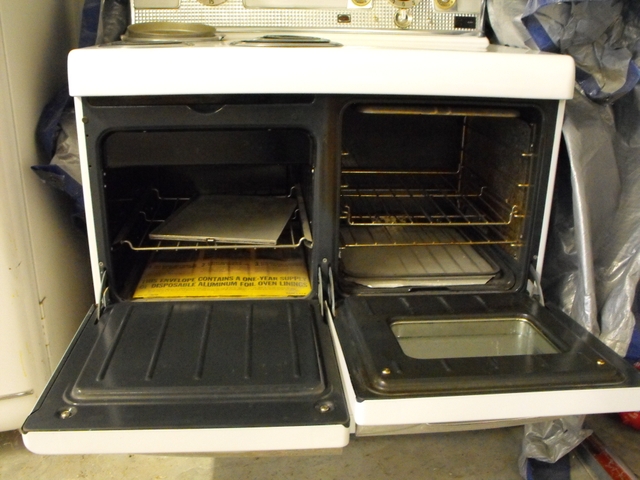 Vintage 40 Inch Frigidaire Stove/Oven - Nex-Tech Classifieds