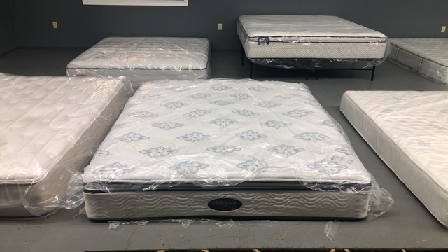 floor model mattresses for sale
