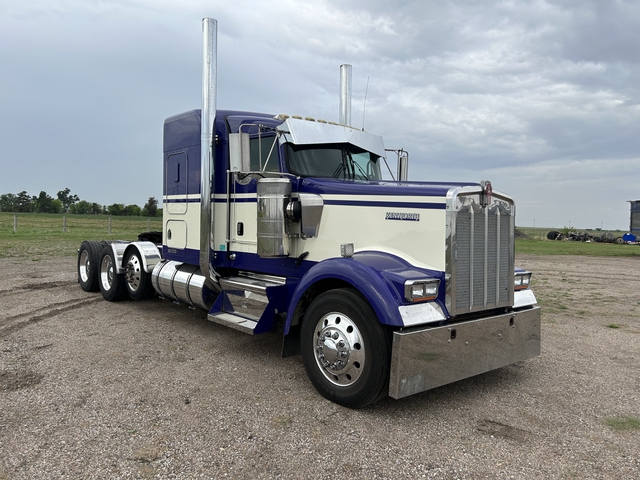 2007 Kenworth W900L Tri Axle - Nex-Tech Classifieds