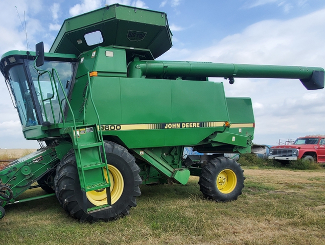 9600 combine Nex Tech Classifieds