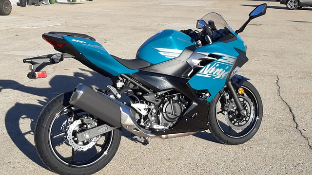 2021 Kawasaki Ninja 400 - Nex-Tech Classifieds