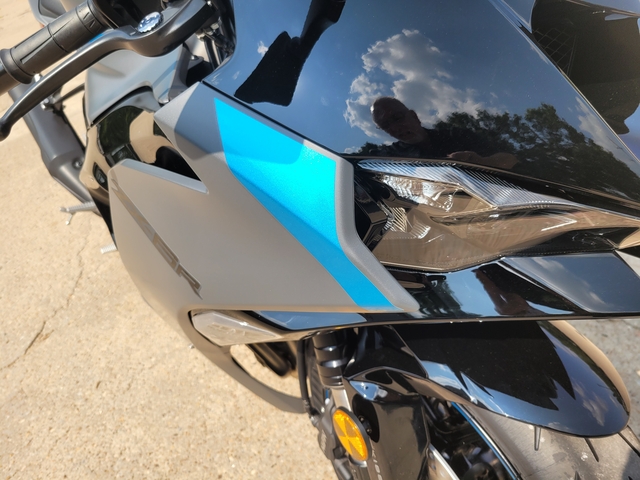 2025 Kawasaki Ninja® ZX™-6R ABS | Fun Products