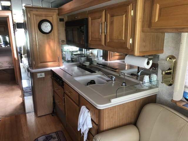 1998 Fleetwood Discovery Motor Home - Nex-Tech Classifieds